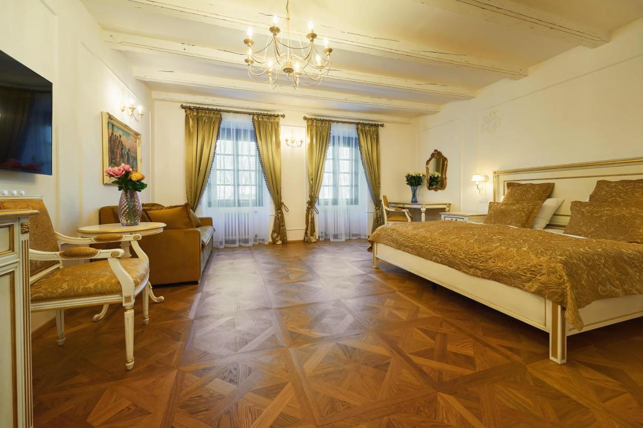 Spa Beerland Chateaux - U Zlate Hrusky / At Golden Pear Прага Экстерьер фото